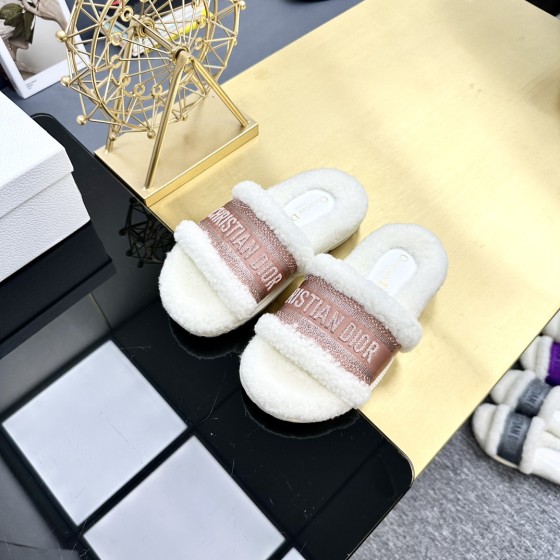 Dior Autumn/Winter New Wool Slippers